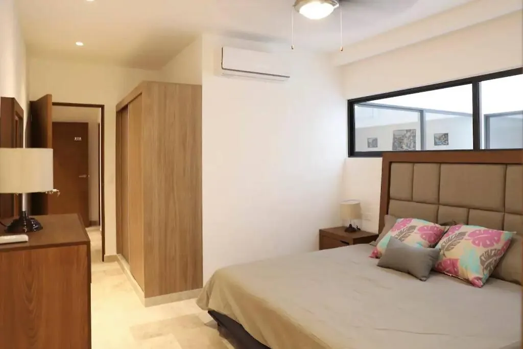 2Br Beach Apartment In Pdc, 400M To The Sea Playa del Carmen